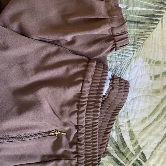 Pants - Picture 3 of 4